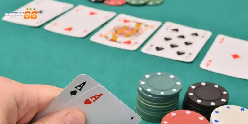 Hướng dẫn chơi poker - Cách chơi và các quy tắc cơ bản 4 Các kỹ năng cơ bản để nâng cao trình độ chơi poker